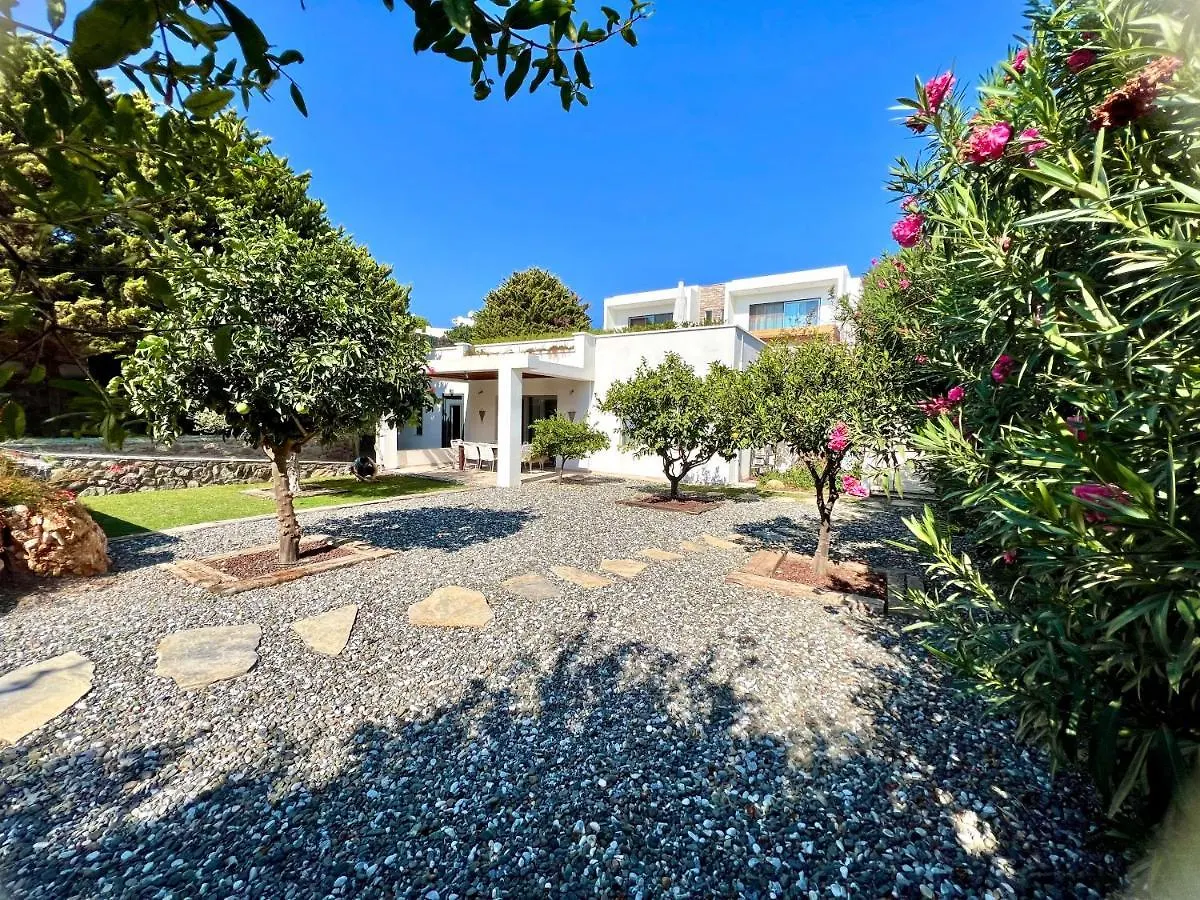 Cute Bodrum Home, Modern 2 Plus 1 Stand Alone House With Garden, Near The Beach